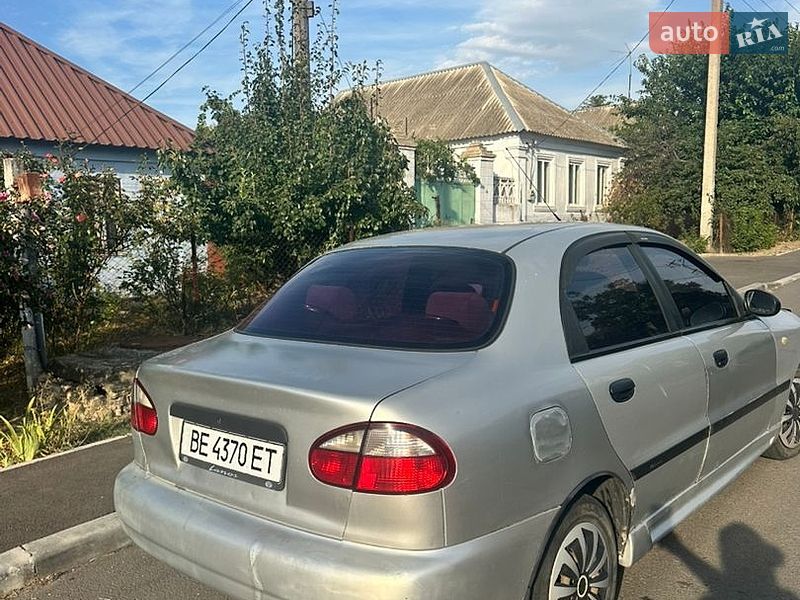 Седан Daewoo Lanos 2004 в Миколаєві