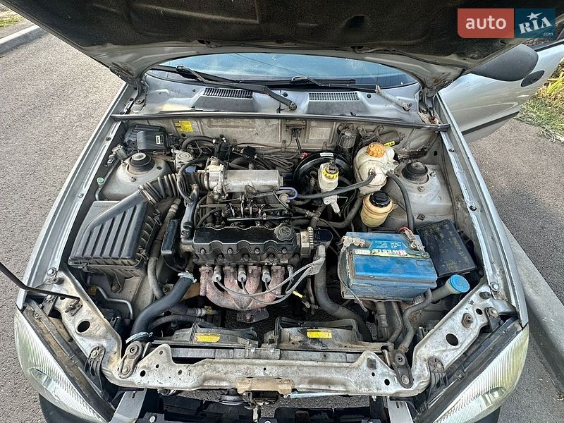 Седан Daewoo Lanos 2004 в Миколаєві