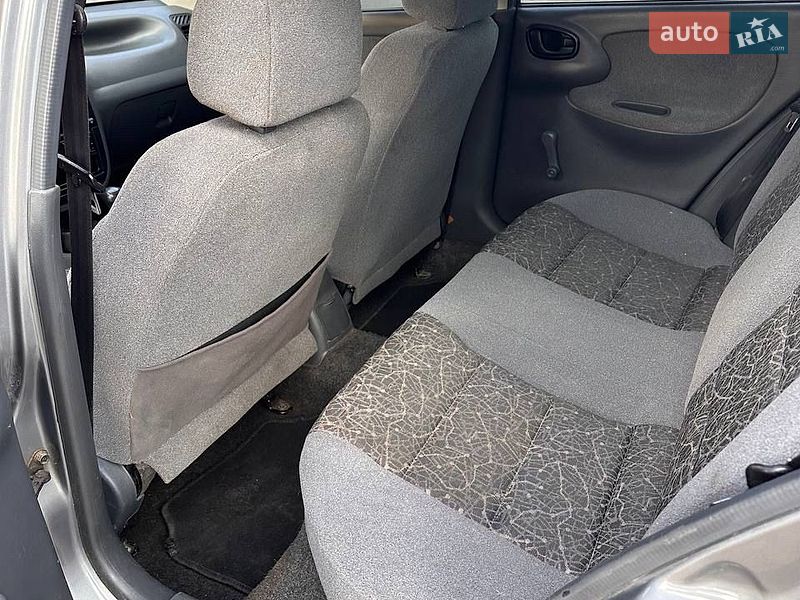 Седан Daewoo Lanos 2008 в Житомирі