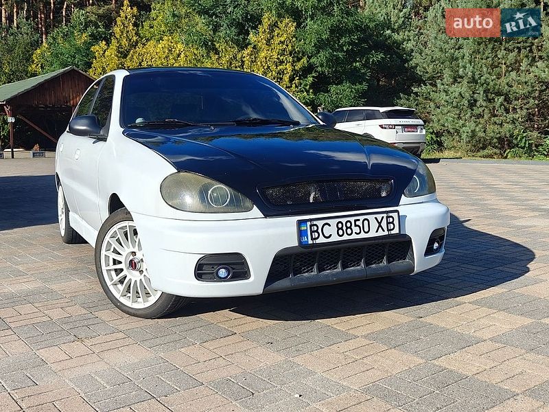 Седан Daewoo Lanos 2003 в Львові