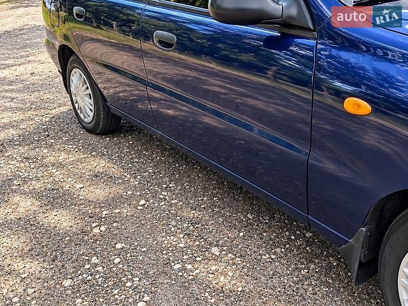 Седан Daewoo Lanos 2003 в Ивано-Франковске