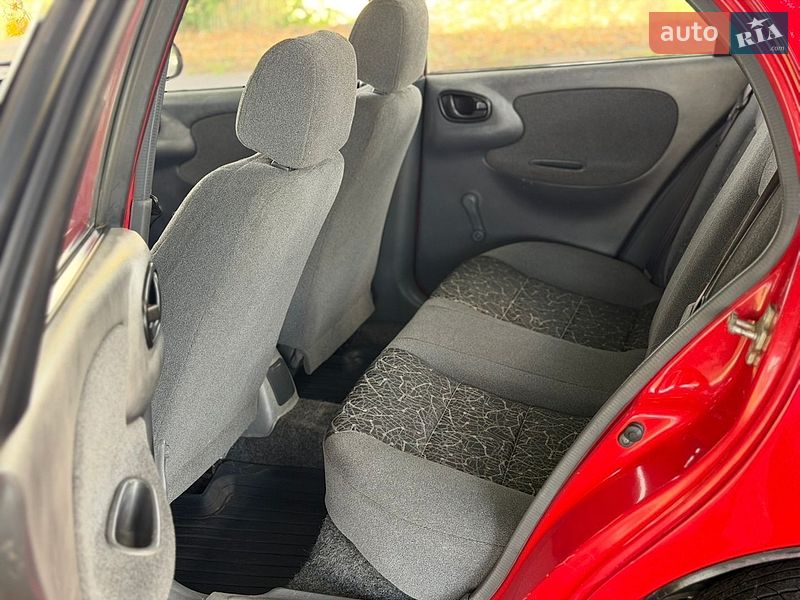 Седан Daewoo Lanos 2008 в Луцьку
