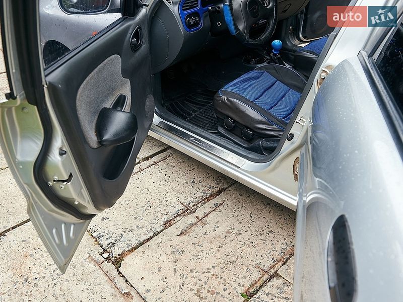Седан Daewoo Lanos 2008 в Дніпрі
