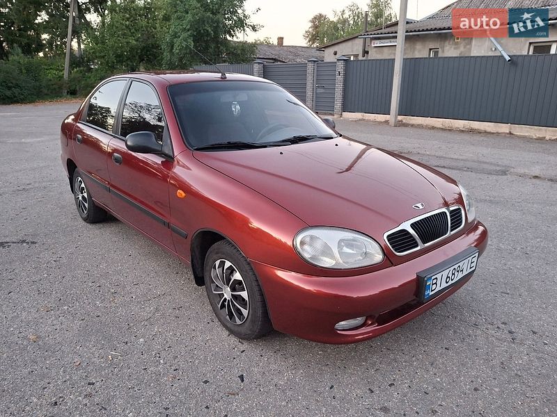 Седан Daewoo Lanos 2003 в Полтаве