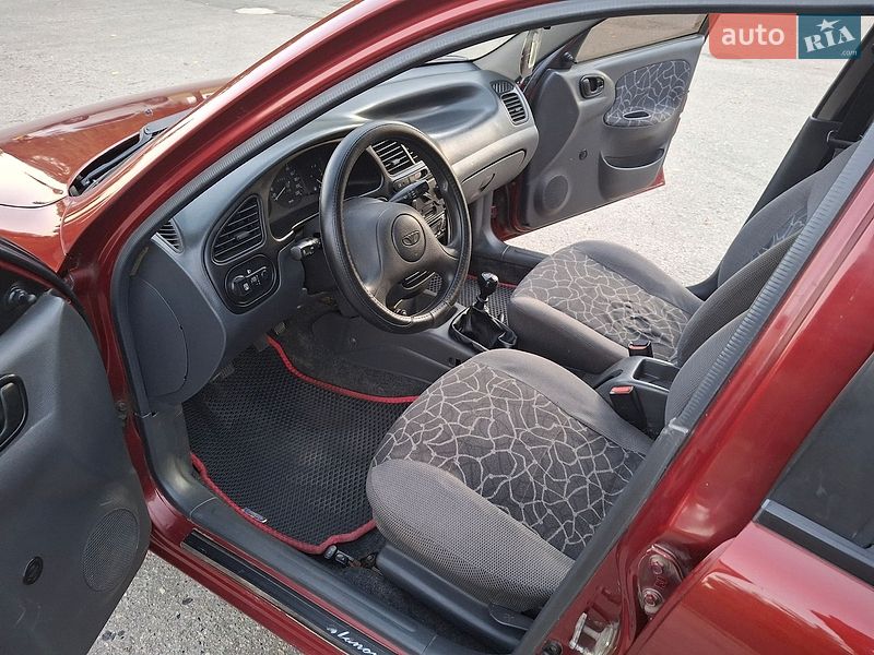Седан Daewoo Lanos 2003 в Полтаве
