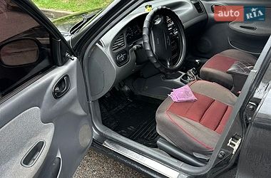 Седан Daewoo Lanos 2008 в Луцке
