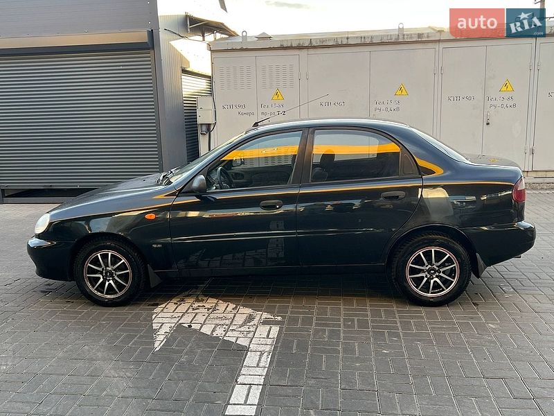Седан Daewoo Lanos 2008 в Киеве
