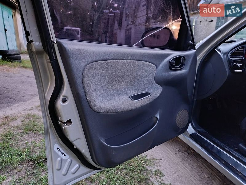 Седан Daewoo Lanos 2007 в Житомире