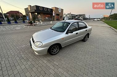 Седан Daewoo Lanos 2004 в Луцьку