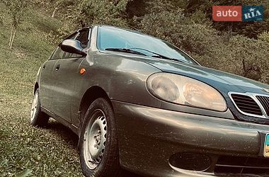 Седан Daewoo Lanos 2005 в Косові