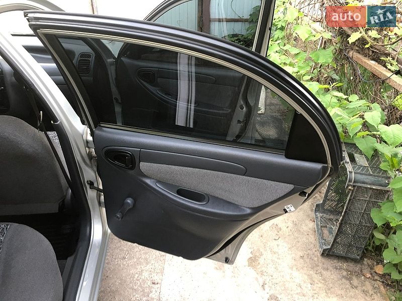 Седан Daewoo Lanos 2009 в Киеве