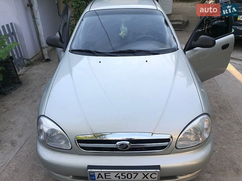 Седан Daewoo Lanos 2009 в Києві