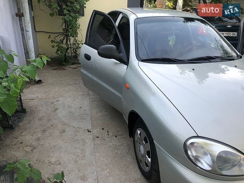 Седан Daewoo Lanos 2009 в Киеве