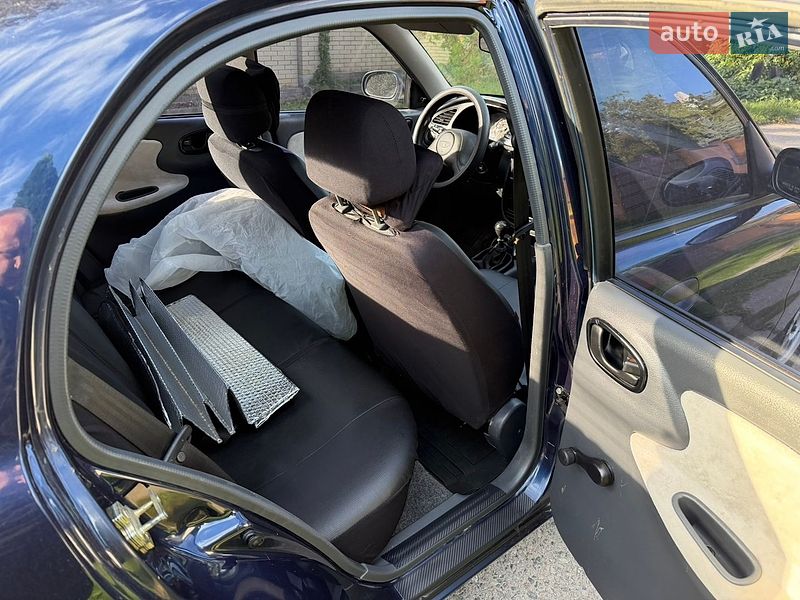 Седан Daewoo Lanos 2006 в Харкові
