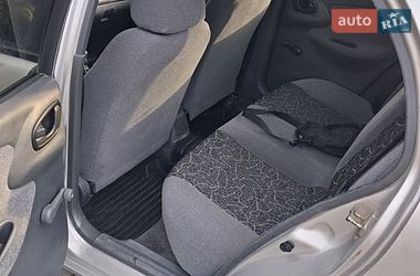 Седан Daewoo Lanos 2004 в Світловодську