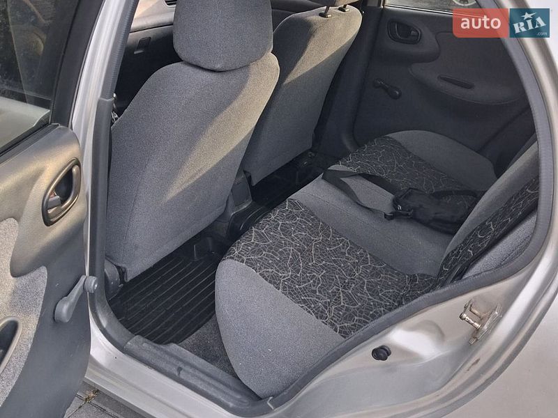 Седан Daewoo Lanos 2004 в Світловодську