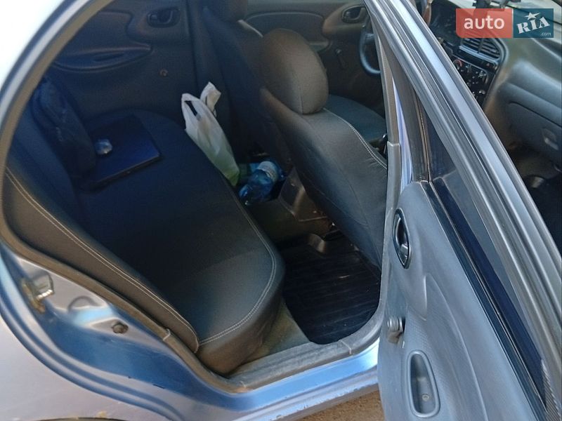 Седан Daewoo Lanos 1998 в Одессе