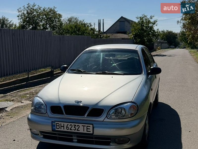 Седан Daewoo Lanos 2003 в Миколаєві