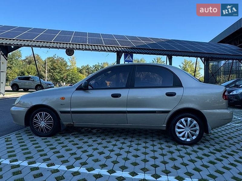 Седан Daewoo Lanos 2008 в Києві