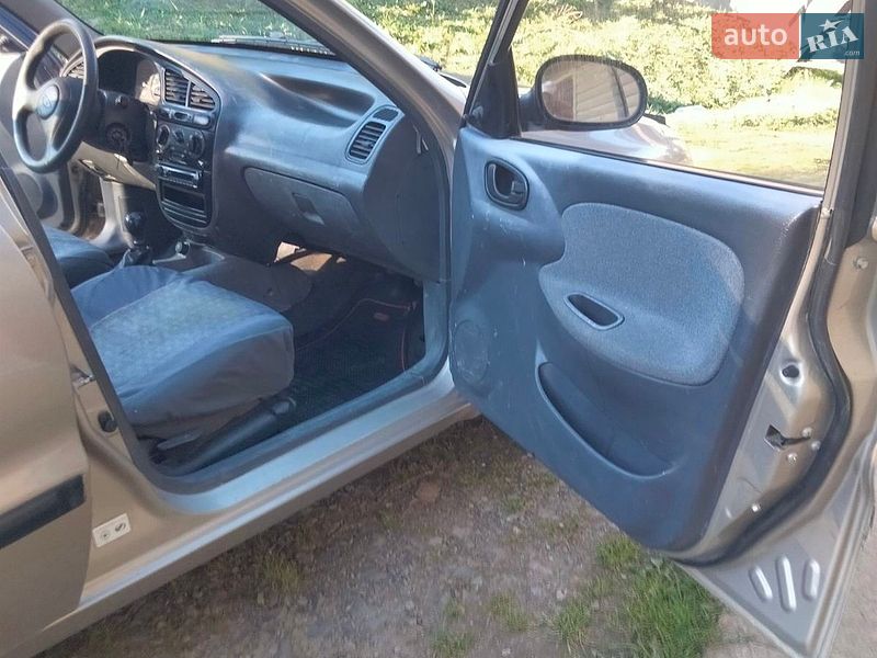 Седан Daewoo Lanos 2008 в Турке