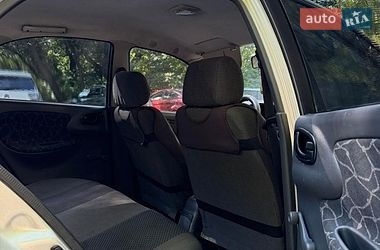Седан Daewoo Lanos 2003 в Хмельницькому