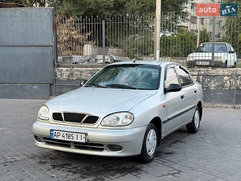 Седан Daewoo Lanos 2004 в Запорожье