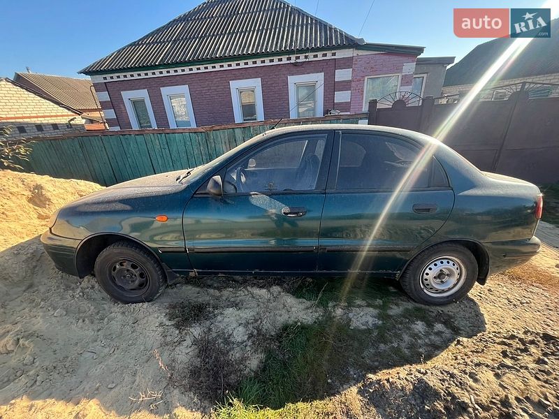 Седан Daewoo Lanos 2005 в Чугуєві