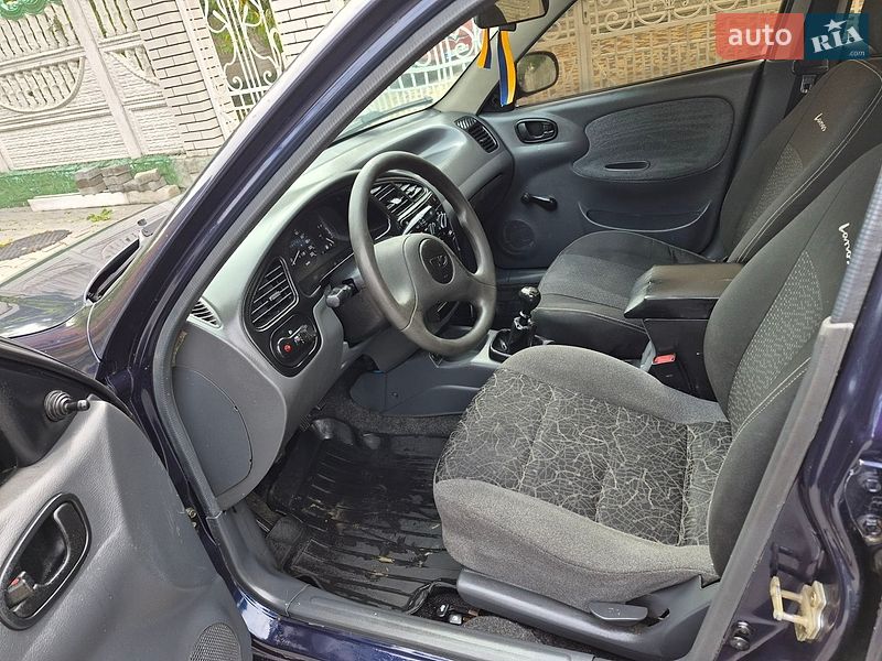 Седан Daewoo Lanos 2006 в Черновцах