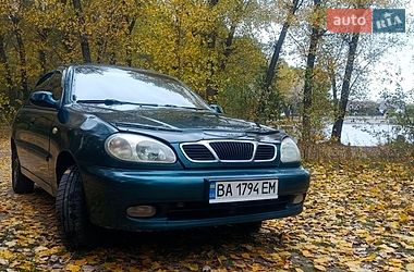 Седан Daewoo Lanos 1998 в Кропивницком