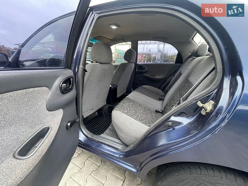 Седан Daewoo Lanos 2006 в Николаеве