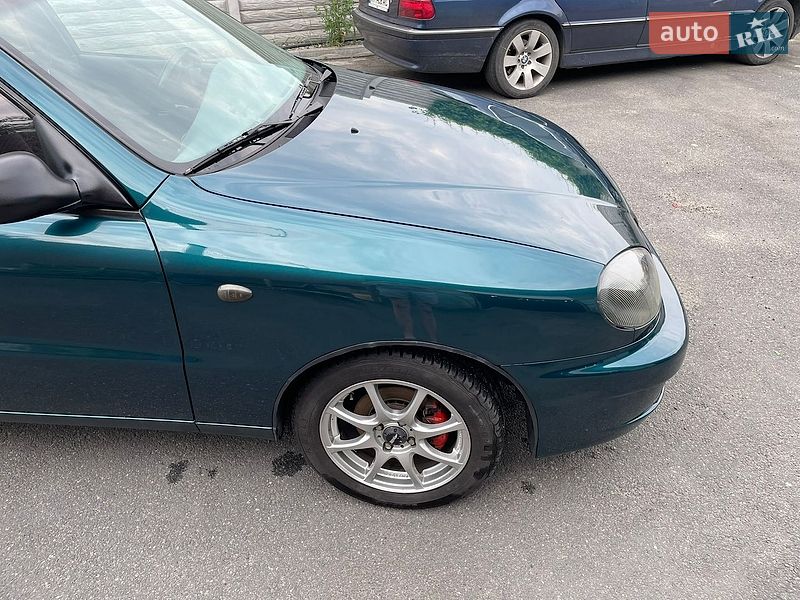 Седан Daewoo Lanos 2004 в Буче