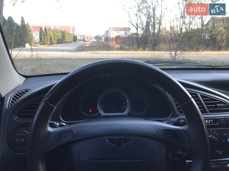 Седан Daewoo Lanos 2004 в Буче