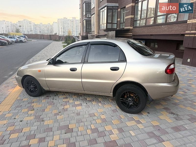 Седан Daewoo Lanos 2008 в Чернігові