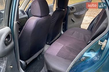 Седан Daewoo Lanos 2003 в Сумах