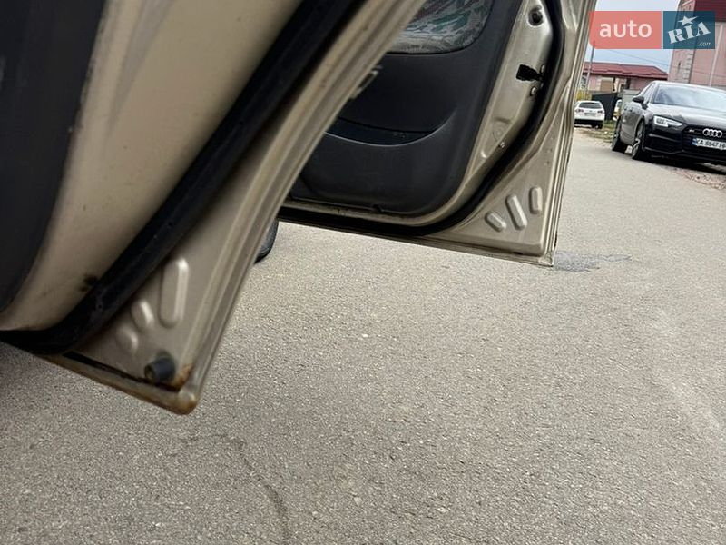 Седан Daewoo Lanos 2004 в Киеве фото 9 Седан Daewoo Lanos 2004 в Киеве