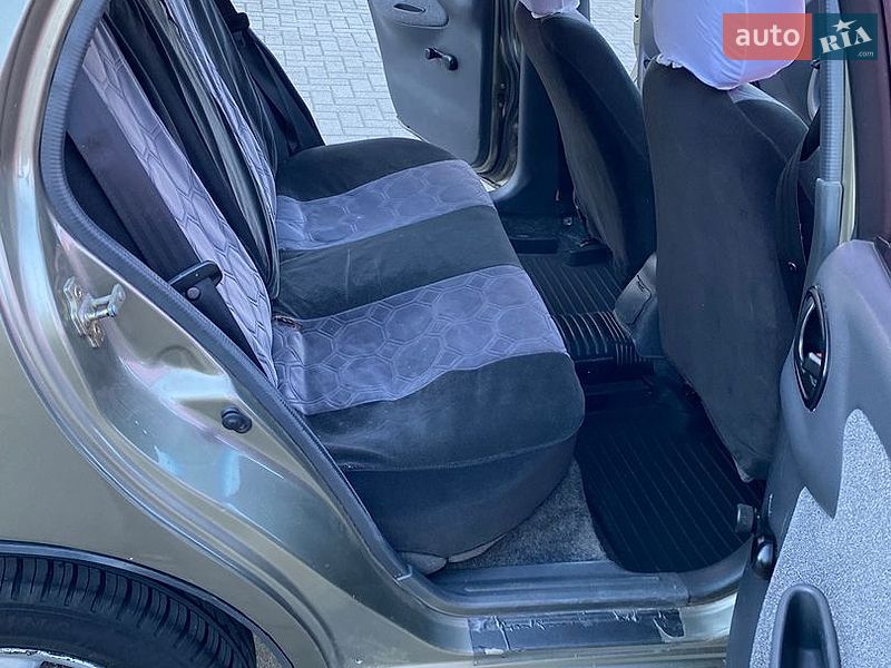 Седан Daewoo Lanos 2006 в Львові фото 12 Седан Daewoo Lanos 2006 в Львові
