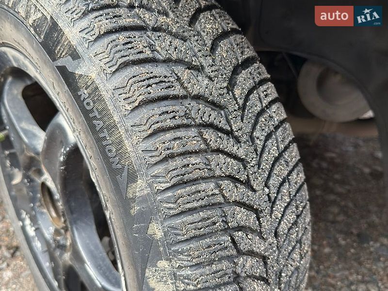 Седан Daewoo Lanos 2005 в Ромнах