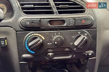 Седан Daewoo Lanos 2005 в Ромнах