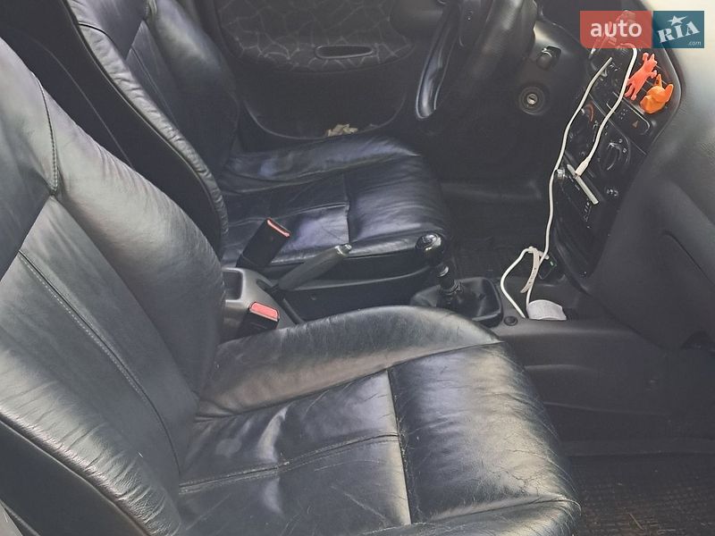 Седан Daewoo Lanos 2003 в Сквире