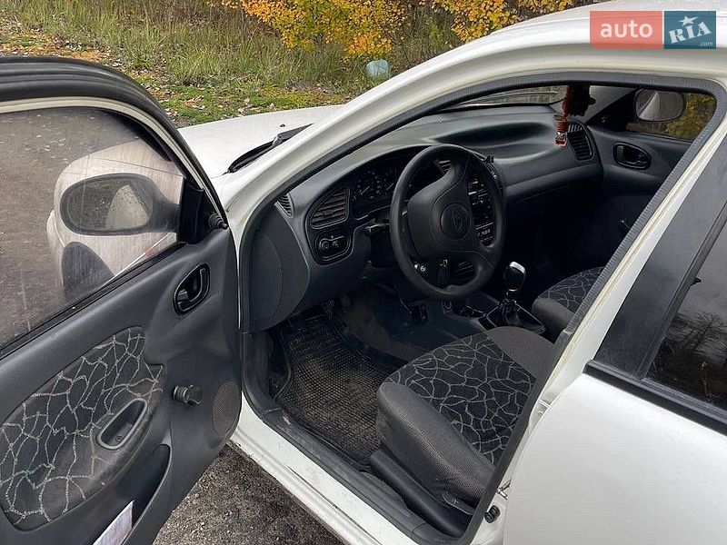 Седан Daewoo Lanos 2001 в Луцке фото 3 Седан Daewoo Lanos 2001 в Луцке