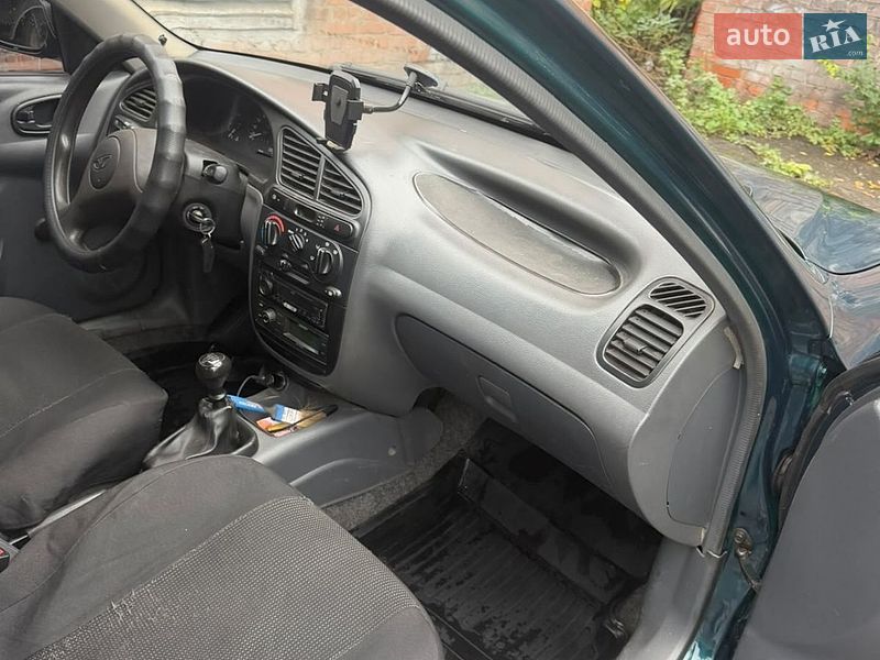 Седан Daewoo Lanos 2006 в Недригайлове