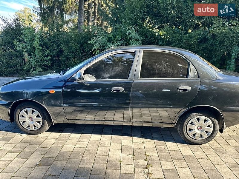 Седан Daewoo Lanos 2008 в Староконстантинове