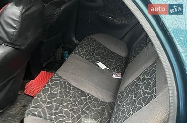 Седан Daewoo Lanos 2003 в Ярмолинцях
