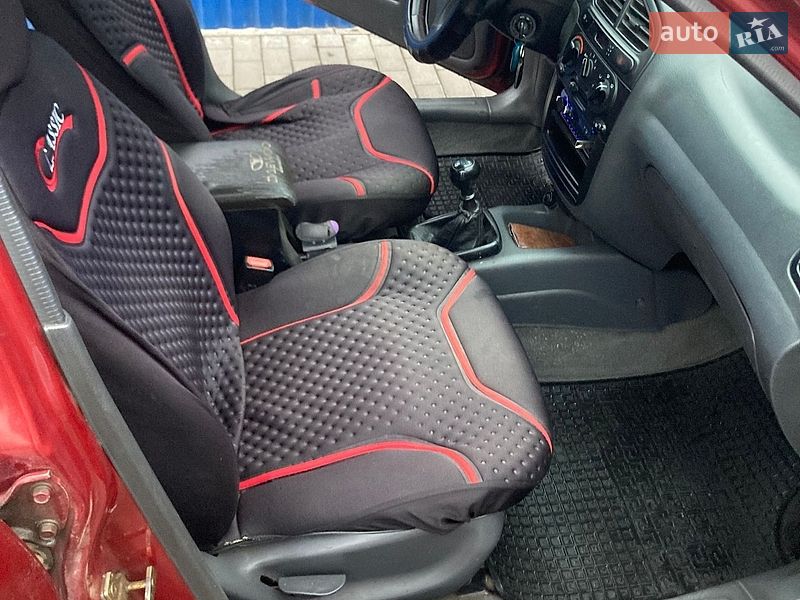 Седан Daewoo Lanos 2001 в Львові фото 4 Седан Daewoo Lanos 2001 в Львові