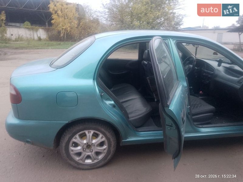 Седан Daewoo Lanos 1998 в Конотопе