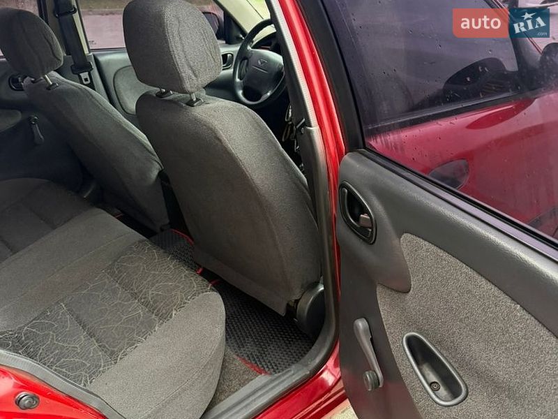 Седан Daewoo Lanos 2008 в Києві