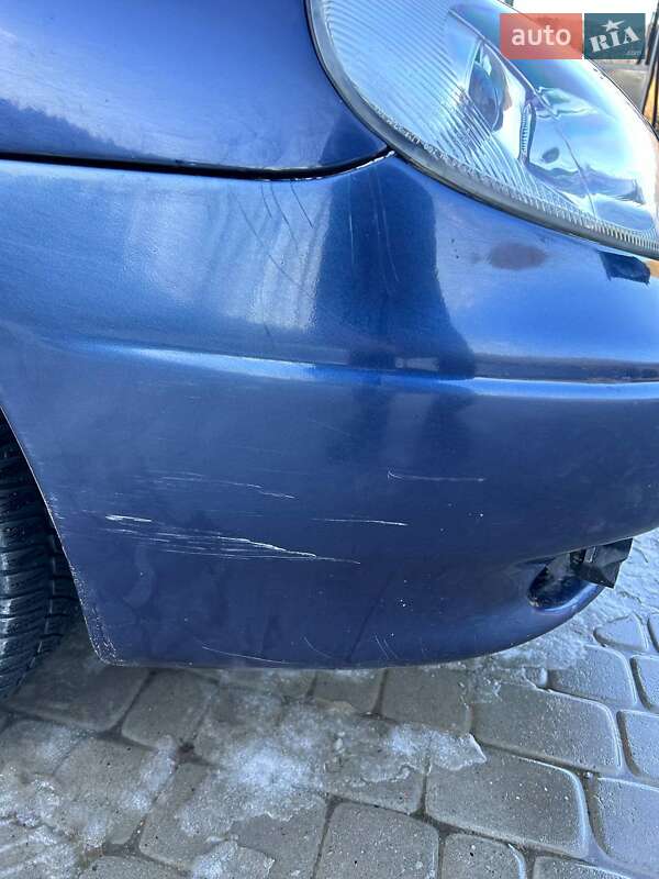 Седан Daewoo Leganza 2001 в Львове