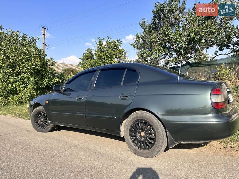 Седан Daewoo Leganza 1998 в Николаеве