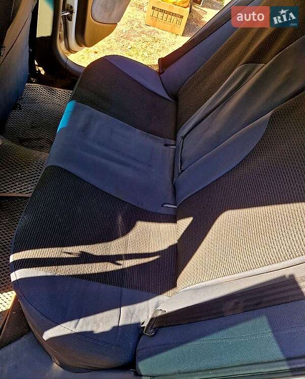 Седан Daewoo Leganza 2001 в Павлограде