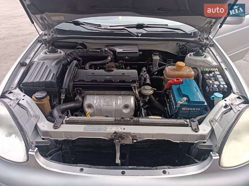 Седан Daewoo Leganza 1998 в Николаеве
